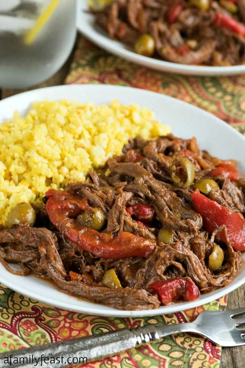 Low, Slow, and Worth Every Minute: The Magic Behind Panama's Greatest Braised Meat Dishes
